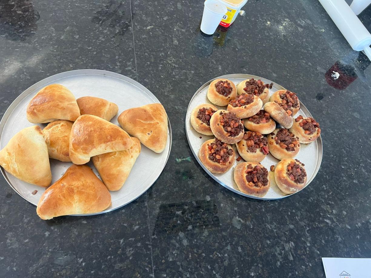 Idosos do SCFV participam de curso especial de panificação e salgados