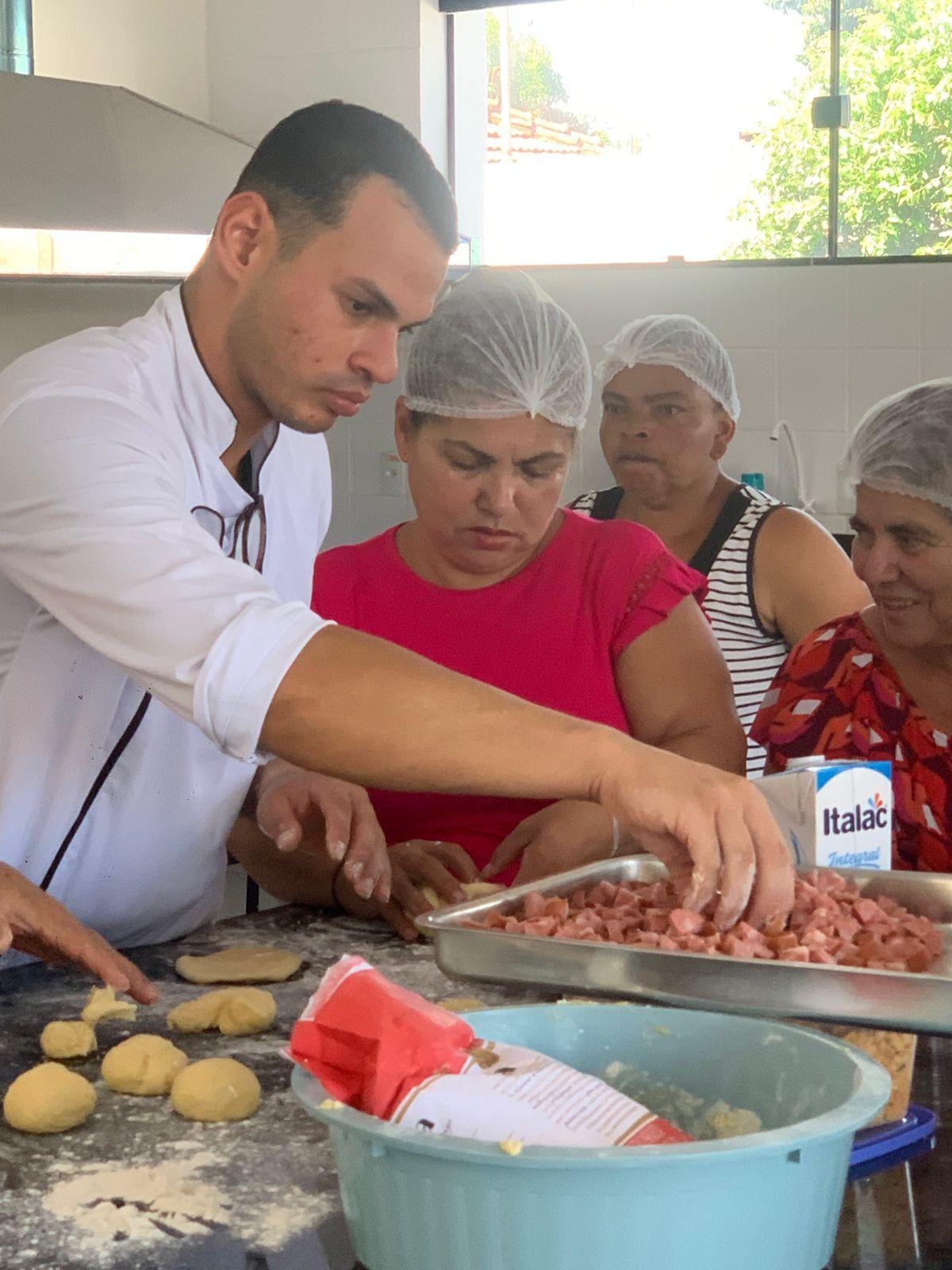 Reunião Socioassistencial Serviço de Convivência e Fortalecimento de Vínculos de 06 a 15 anos