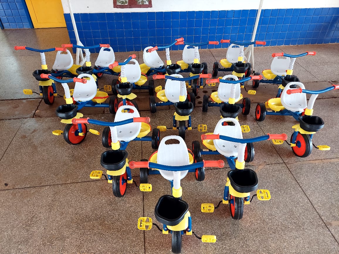Prefeitura de Guzolândia adquire 30 triciclos para EMEIs Ana Maria Tim Cezaro e Mirele Michele.