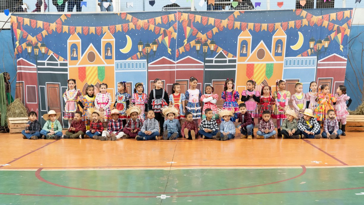 Tradição, alegria e cultura marcam a Festa Junina Municipal de Guzolândia.
