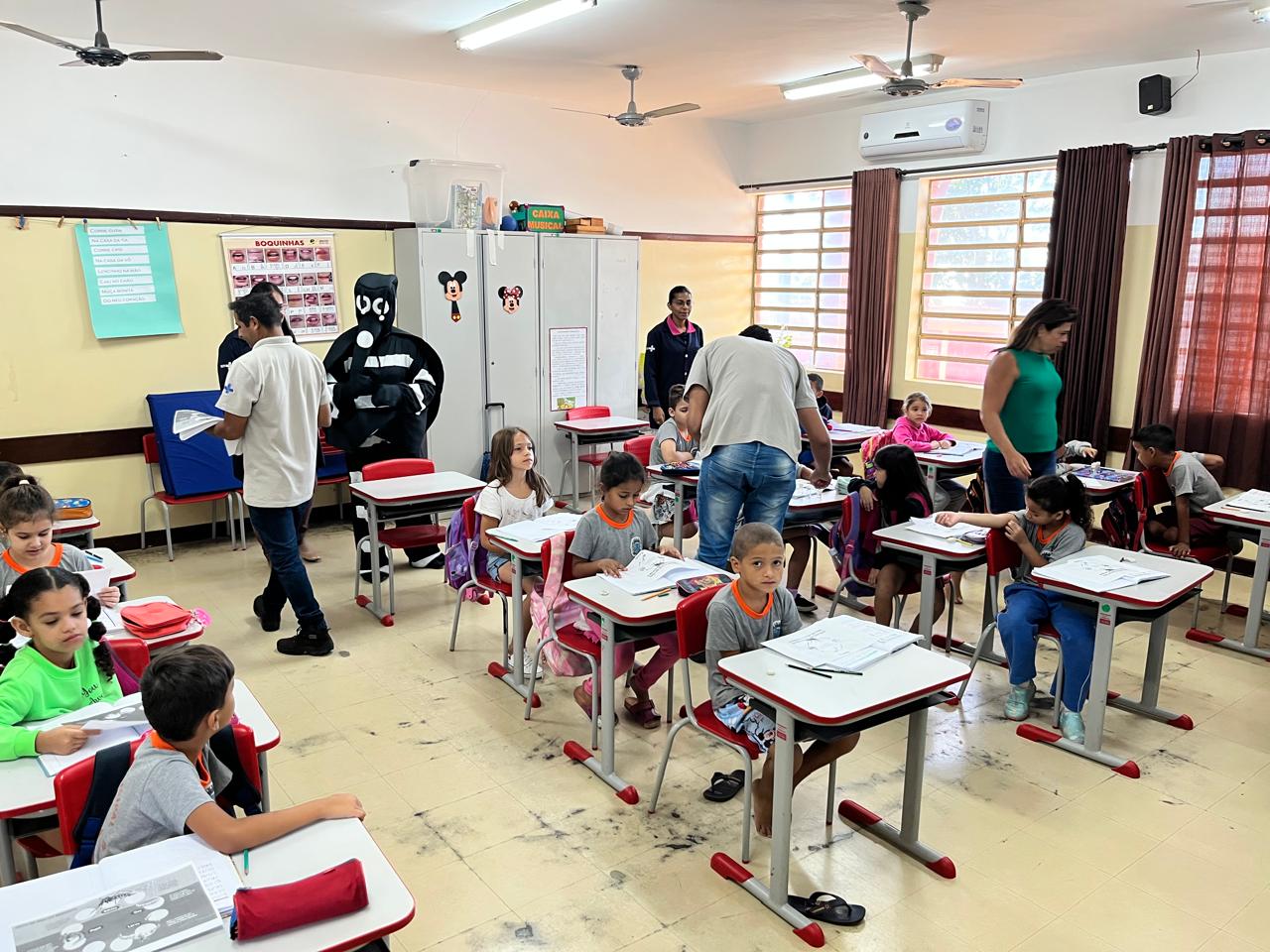 Programa Saúde na Escola.