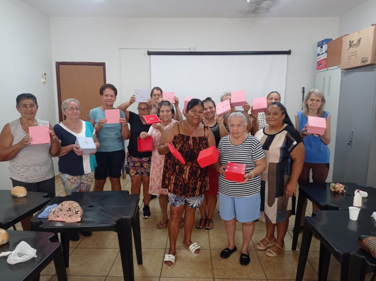 trabalhos em MDF