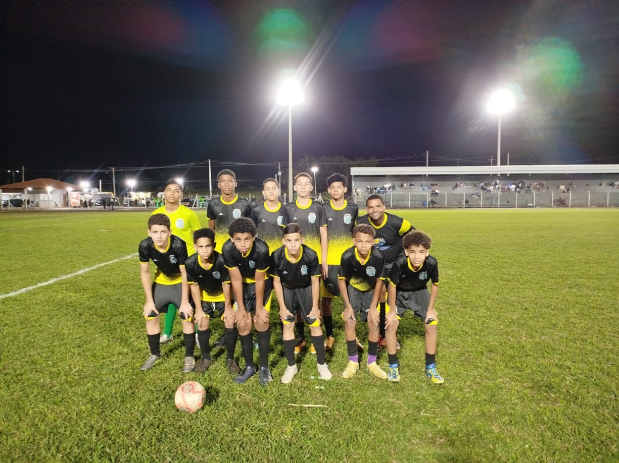 Equipes de Guzolândia participam da Copa FRIM de Futebol em Santo Antônio do Aracanguá