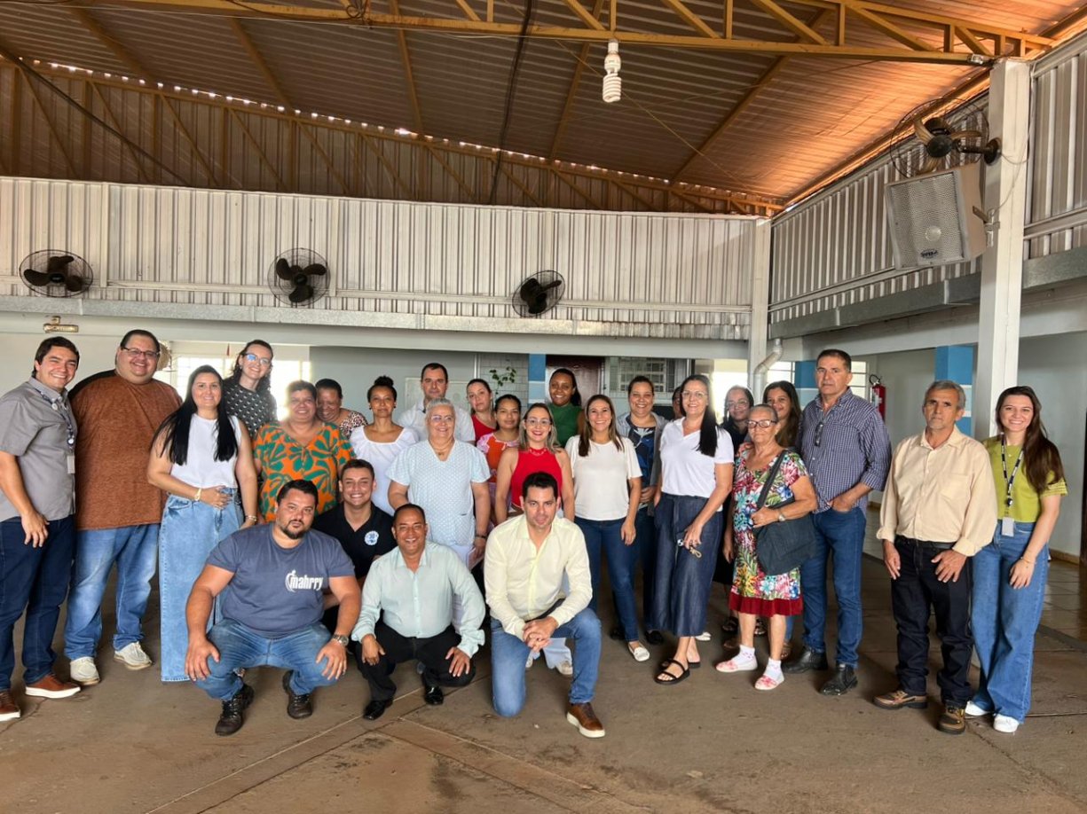 Reunião do CRAS de Guzolândia do Sebrae