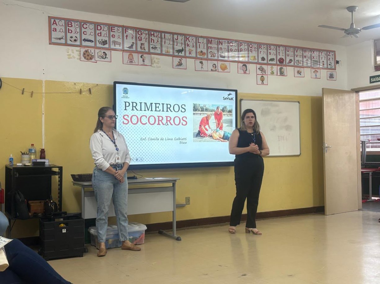 Departamento Municipal de Educação oferece Curso de Primeiros Socorros aos Funcionários da Rede Municipal.
